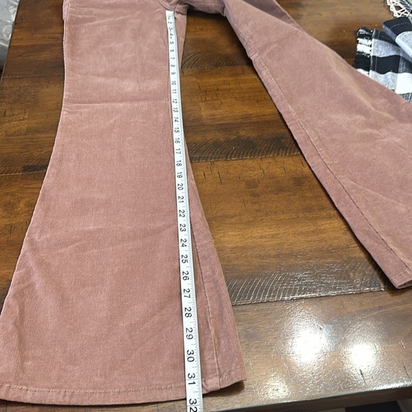 RE generation by Celebrity Pink Juniors Pants - Picture 11 of 13